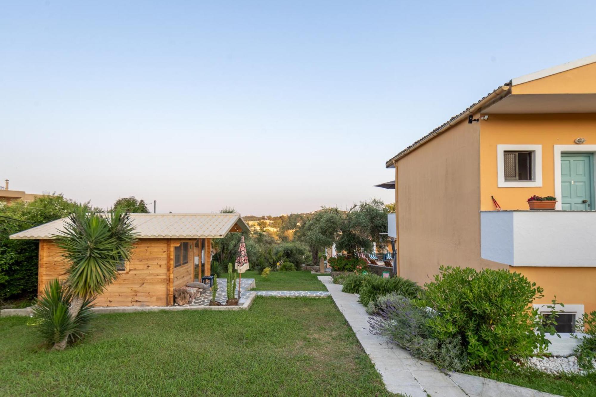 Little Corfu Aparthotel Dassia  Bagian luar foto